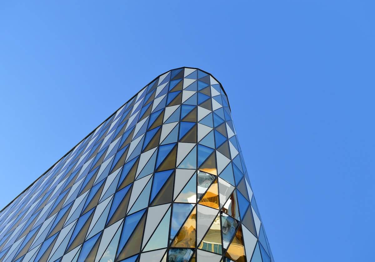 英超日本国脚与战犯照片合影，在华英国球迷向俱乐部抗议：请真诚道歉，并表明永远反法西斯立场